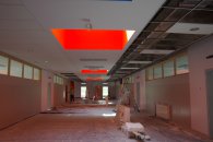 Szkoła we Wrocławiu - prace wykończeniowe. Widok prawie finalny