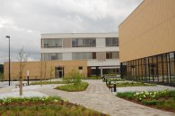 Zakończenie budowy Zespołu Szkolno - Przedszkolnego nr 21 przy ul. Kłodzkiej we Wrocławiu.