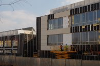 Prace elewacyjne przy Zespole Szkolno - Przedszkolnym przy ul. Kłodzkiej we Wrocławiu